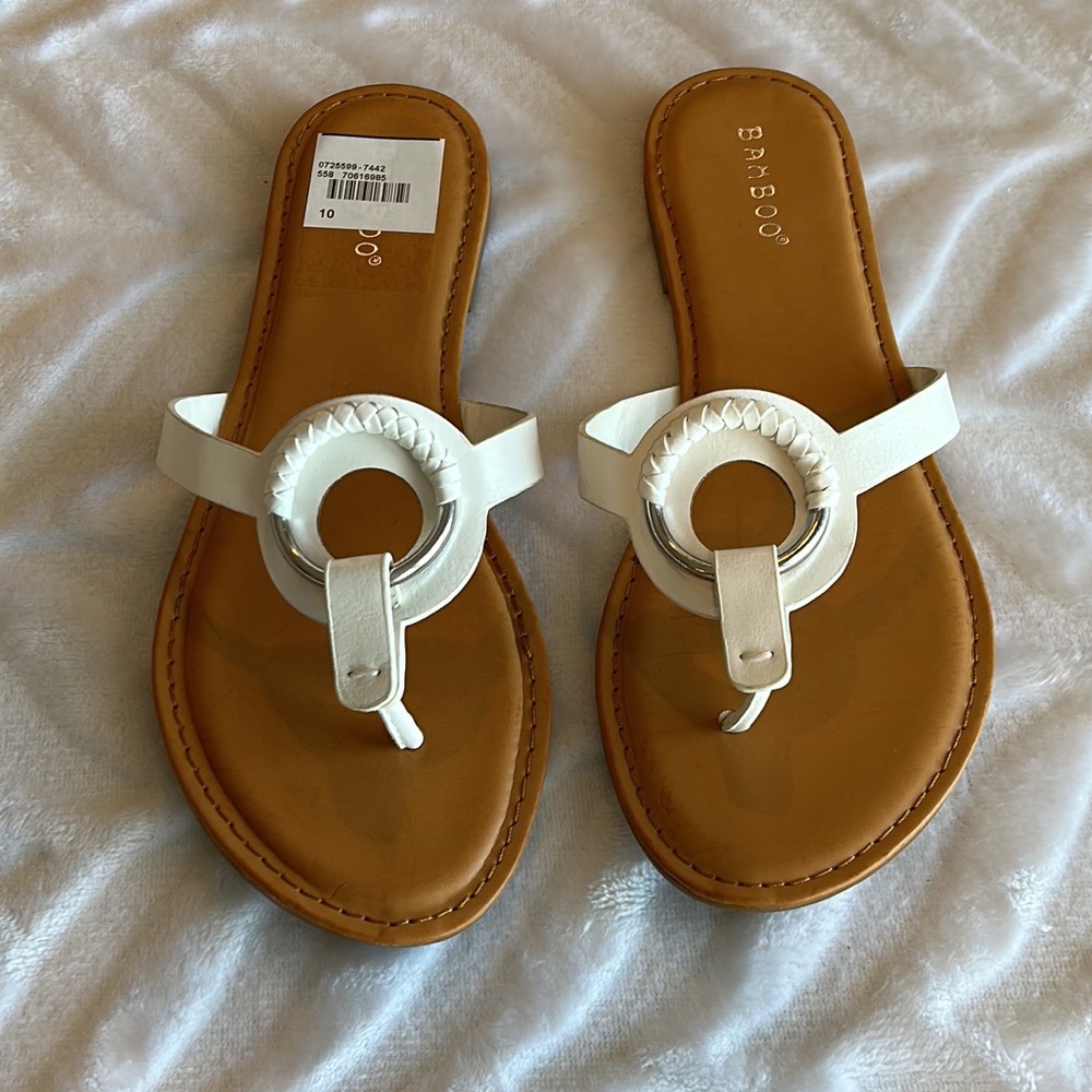 Bamboo Sandals - Picture 2 of 6